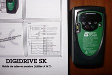 VARIATEUR VITESSE FREQUENCE LEROY SOMER SKA1200025 ONDULEUR 220V/TRIPHASE 0,25kW