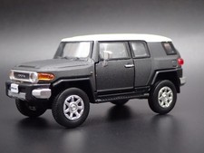 2007-2014 TOYOTA FJ Cruiser 4x4 Gris 1/64 Echelle Collection Voiture Miniature