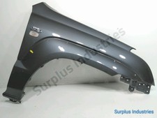 AILE AVANT DROITE TOYOTA LAND CRUISER 4 J120 5380160860 / NE 11920