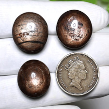 Métal de nuit ~ 3 pierres