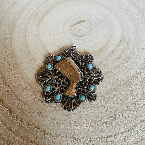 Pendentif nefertiti filigrane - pendentif,