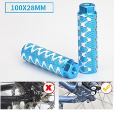 Pieds de pied de vélo avec