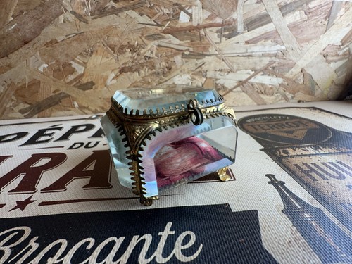 Ancienne boîte bijoux - à,