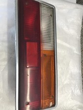 Feu arriere principal droit