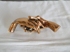 ANCIENNE SCULPTURE Statue en BRONZE " Poignée de Mains " Signée Yves Lohé