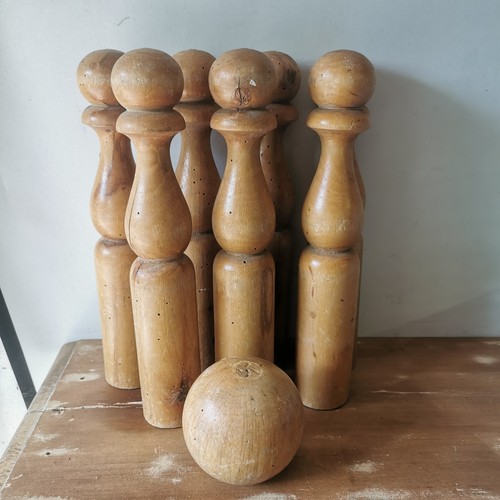 Ancien jeu quille bois - de, /