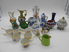 LOT 24 MINIATURES  VASE PICHET