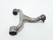 Triangle superieur avant droit