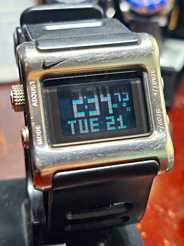 Nike triax digital quartz - nike, 50m
