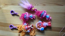 5 figurines TROLL divers