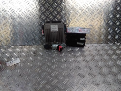 Calculateur moteur ecu clio - calculateur,