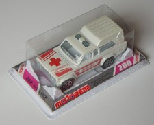 Majorette 269 Jeep Ambulance