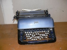 TRES ANCIENNE VINTAGE MACHINE A ECRIRE JAPY BLEUE