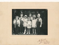 Superbe photo groupe enfants fratrie élégants M. Josset Paris coiffure mode 