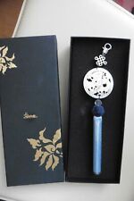 Neuf - Bijou de sac à main porte-clé asiatique nacre ciselée et os pompon soie