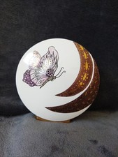 Vase en porcelaine signè c.bourelly Et Numérote Décor papillons