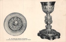 CPA St-JEAN-du-DOIGT le calice et la patène faisant partie du trésor (132069)