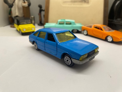 Ancienne rare norev plastique - rare,