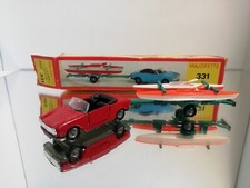 Majorette n° 331 Peugeot 204 cabriolet + canoës quasi neuf en boite très rare