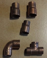 Plomberie - Lot Raccords Cuivre (3 Manchons 16 14 12 Reducteurs 1 T et 1 Coude)