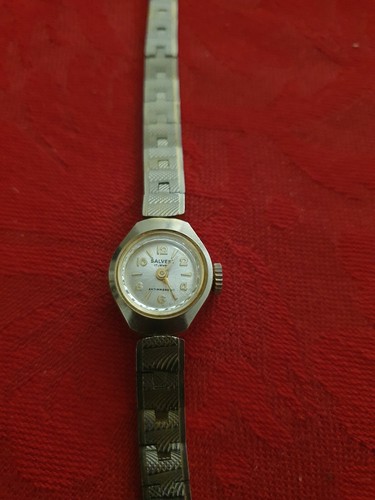Montre bracelet femme - femme, vintage