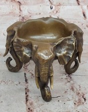 Milo Vintage Cirque Éléphant