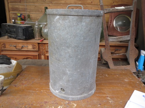 Ancien bidon galva - ancien,