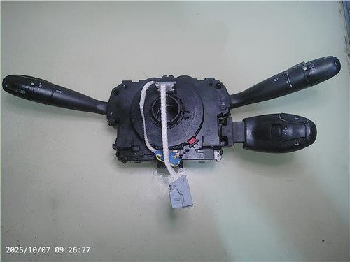 96628728xt com 2000 peugeot - ,