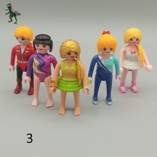 Lot Playmobil figurines filles