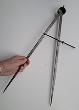  ancien compas à Vis et