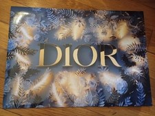 AFFICHES PARFUMS EN TRES BON