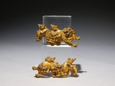 Golden Nihiki Shishi Foo dogs