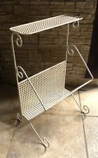 Porte revues en métal