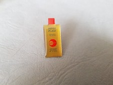 Pin's ENTREPRISE / PRODUITS PHARMACEUTIQUE - phyto plage - Soins cheveux