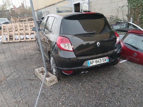 Malle hayon arriere renault - malle/hayon,