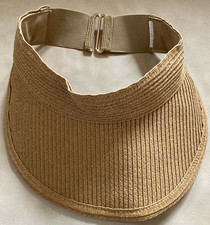 Délicieux Femmes Paille