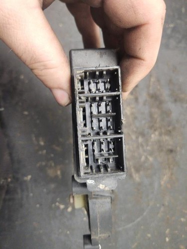 Moteur leve vitre avant - , droit