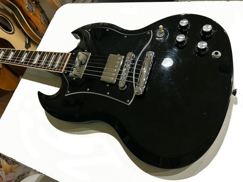 Standard noir - (gibson), sg