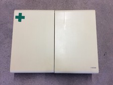 Vintage boîte à pharmacie ALLIBERT