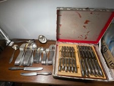 Ménagère Complète 88