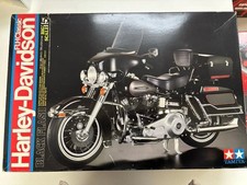 Maquette de moto Tamiya 1/6