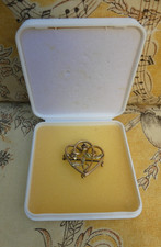 Broche Cœur Bijoux ancien plaqué or 2 grenats épingle acier 2,5cm haut bon état