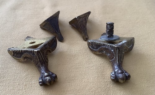 Anciens pieds bronze de - 4,