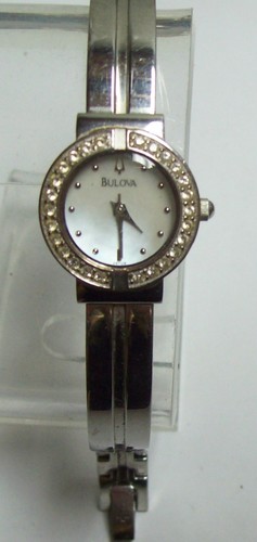 Bulova ladies jeweled - bulova,