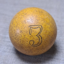 Ancienne boule de billard
