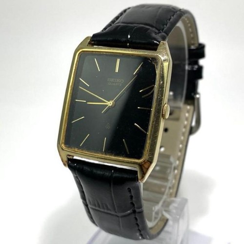 Montre analogique pour homme