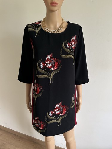 Robe noire fleurie neuve - noire,