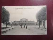 CPA - 60- CREPY-EN-VALOIS -Avenue et Place de la Gare