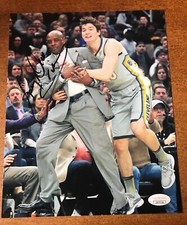 LARRY DREW AUTOGRAPHED 8X10