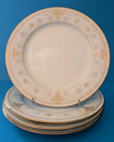 Lot assiettes a dessert - 4,